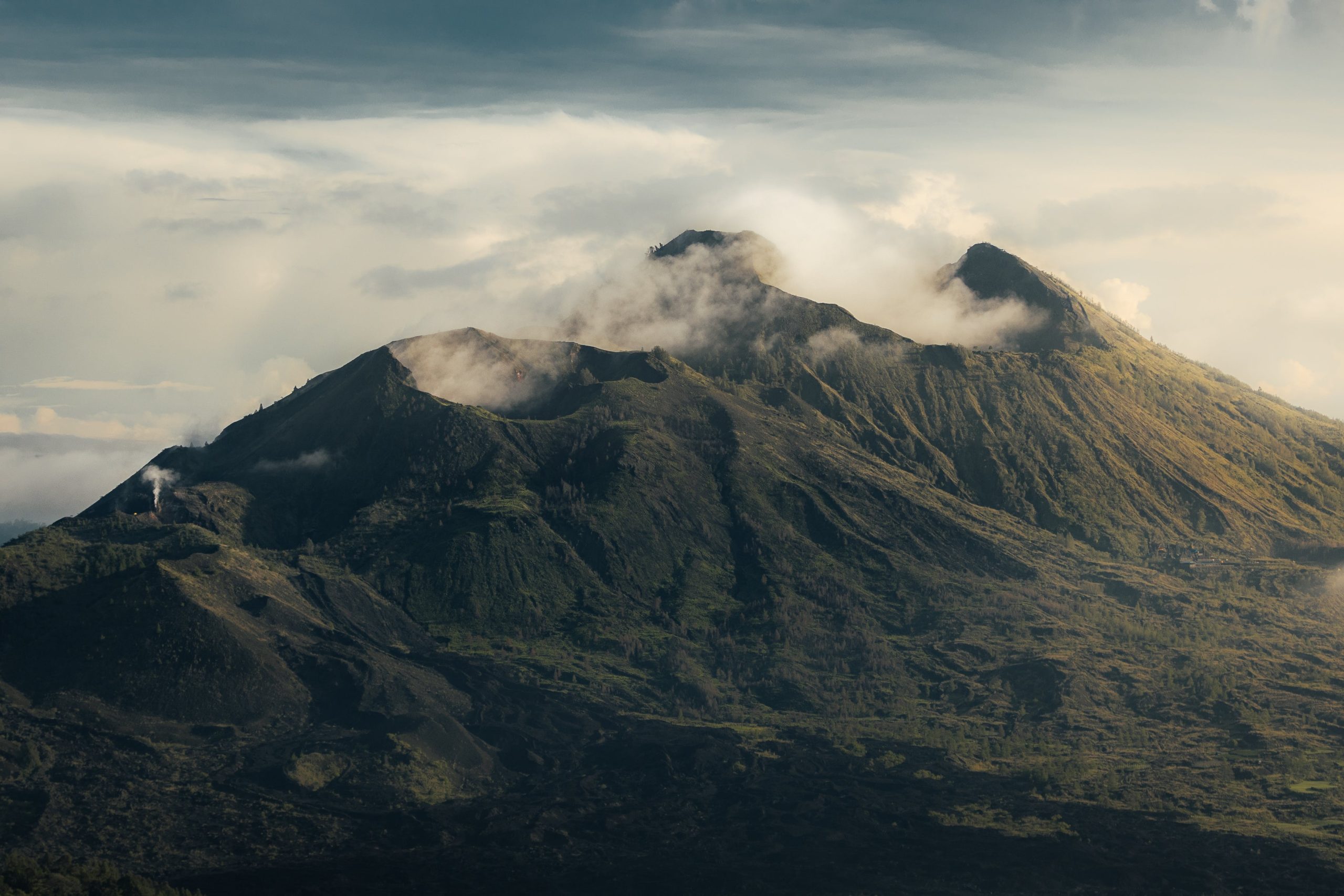 Foto Teknologi Instrumen Gunung Berapi